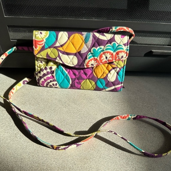 VERA BRADLEY WALLET REMOVABLE STRAP - Picture 1 of 3